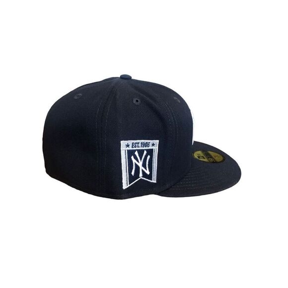 New Era New York Yankees Banner Logo 59FIFTY Fitted Hat Cap Size 7 3/4 - Picture 2 of 5